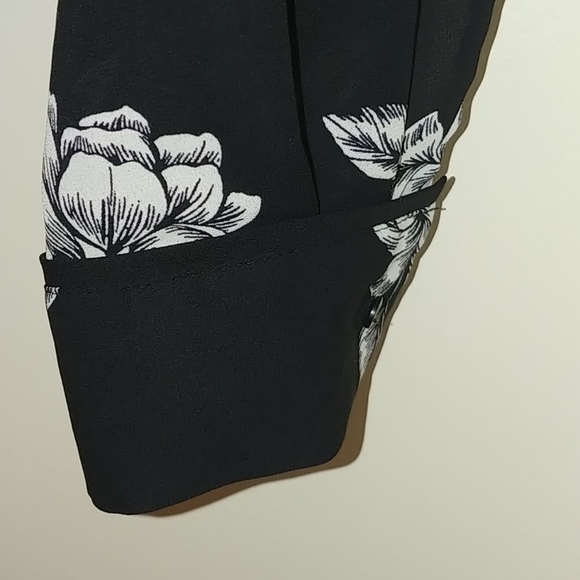 Candies black floral sheer blouse - Picture 4 of 8